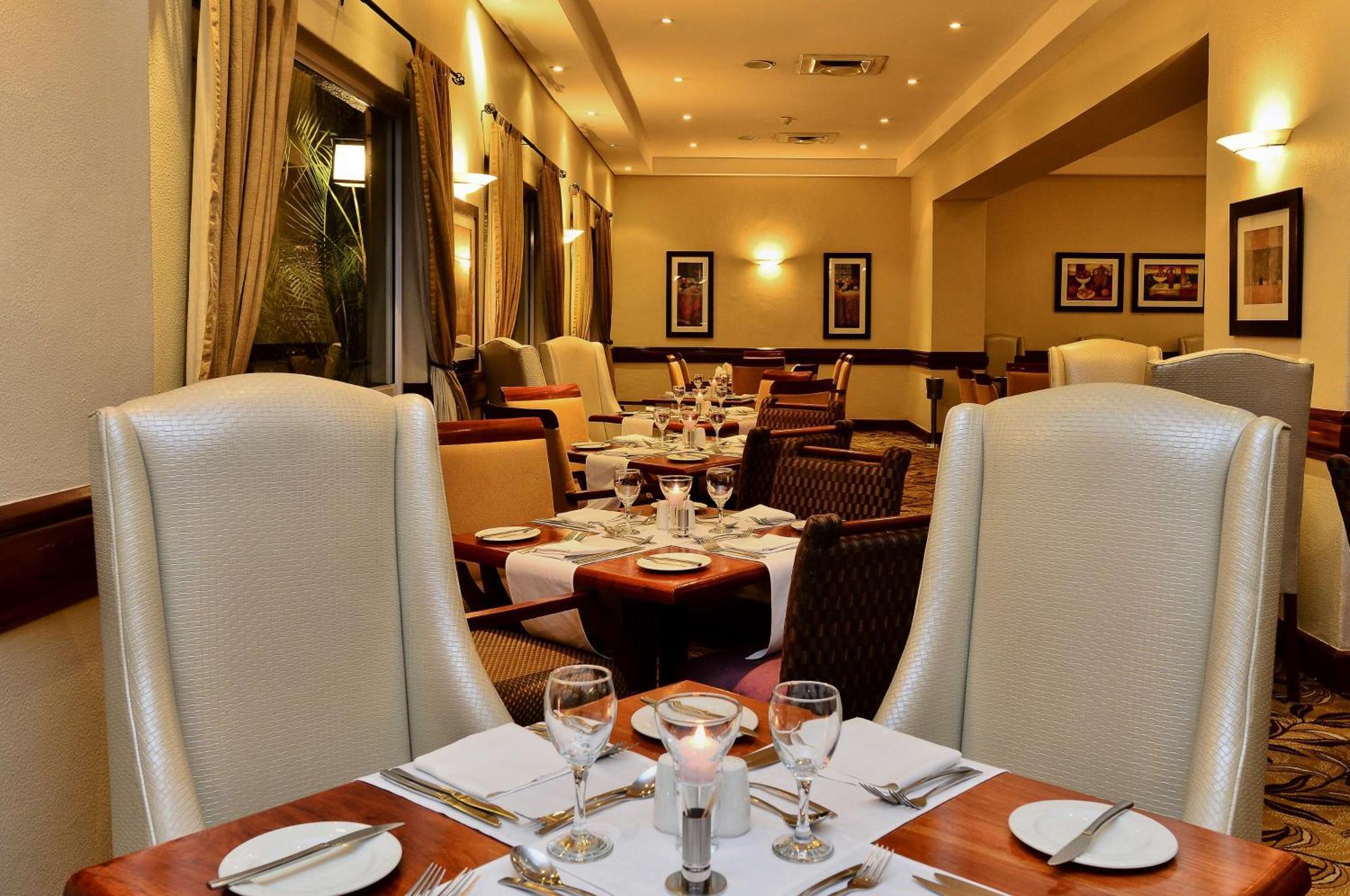 Southern Sun Ridgeway Lusaka Esterno foto
