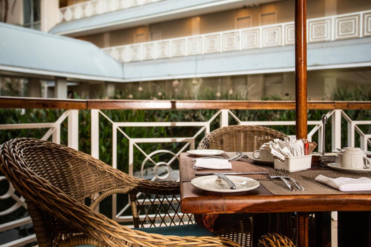 Southern Sun Ridgeway Lusaka Esterno foto